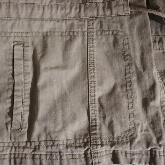 Merona green rugged style casual vest, size large, functional pockets, adjustabl - Picture 11 of 11